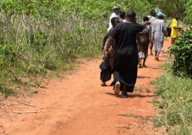 La Fondation FADI offre plus d’un hectare de champ du manioc au groupement AGBLÉNOUKOU d’Atchan-Kopé dans les Lacs 2