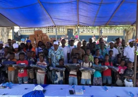 Rentrée scolaire 2025-2026 : plus de 1 800 élèves équipés grâce à la Fondation FADI