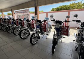 Distribution gratuite de motos à 15 jeunes engagés pour le développement du Grand-Lomé